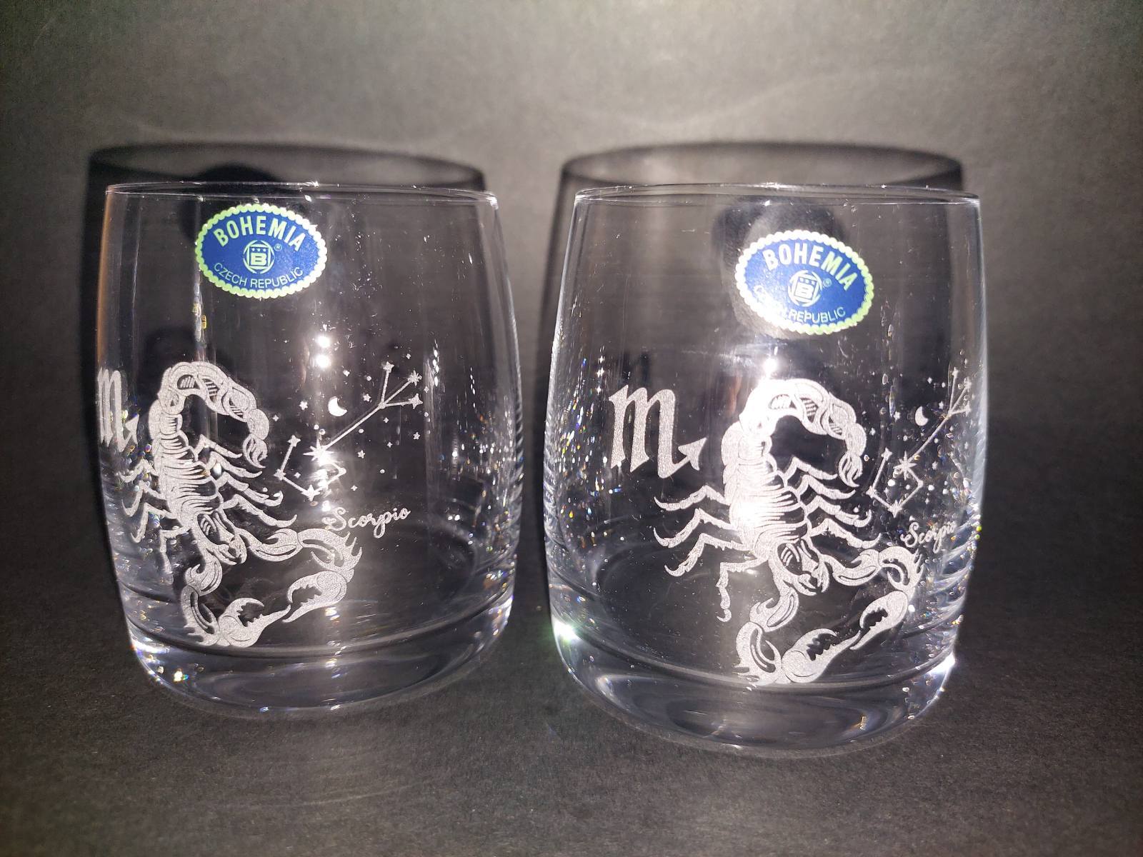 Чаша със зодия